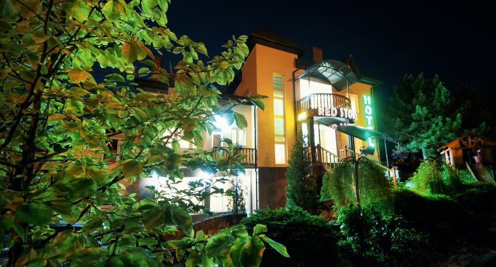 Red Stone Hotel Truskavets Exterior foto